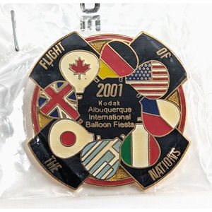2001 Flight Of The Nations Albuquerque Int'l Balloon Fiesta Pin Country Flags